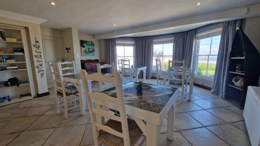 5 Bedroom Property for Sale in Paternoster Western Cape
